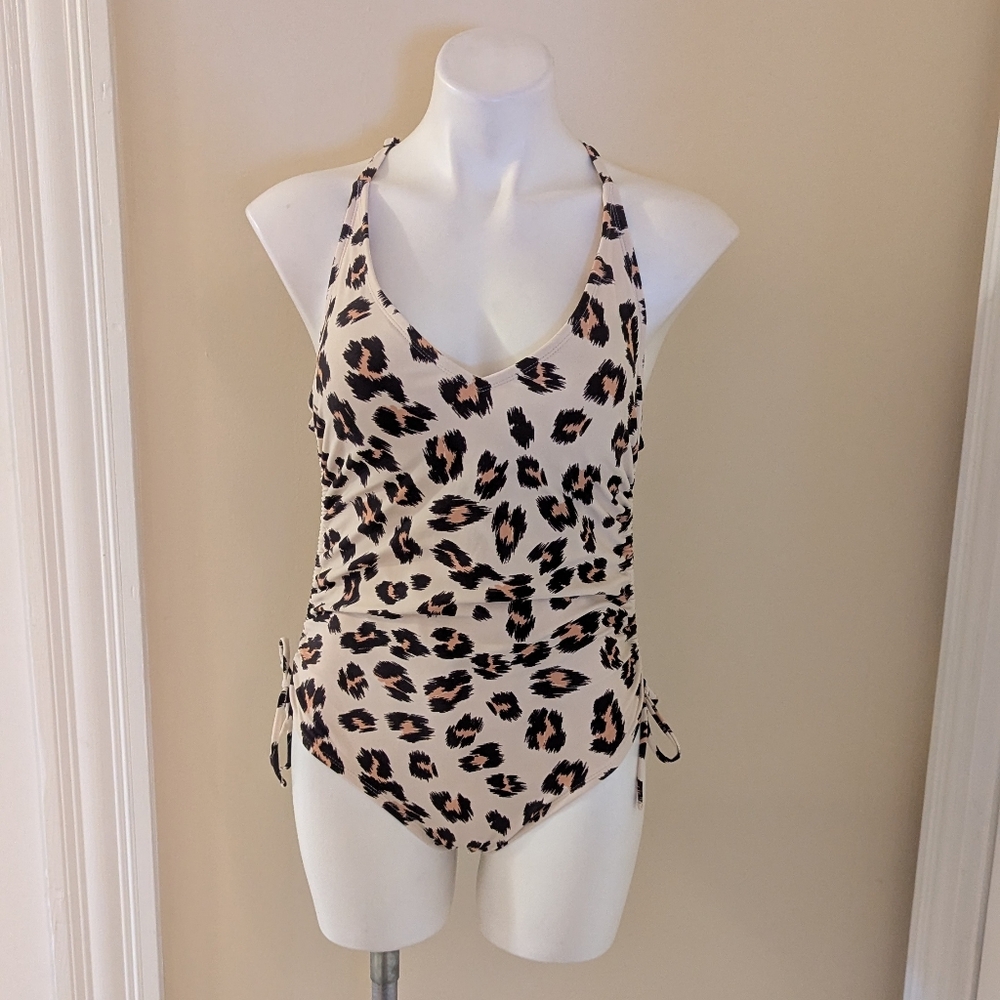 Kona Sole tan and brown leopard print one piece bathing suit size M